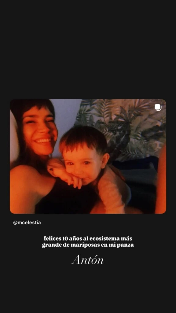 “Felices 10 años al ecosistema más grande de mariposas en mi panza, Antón”, escribió al repostear un recuerdo del año 2021, cuando el niño cumplía cinco.