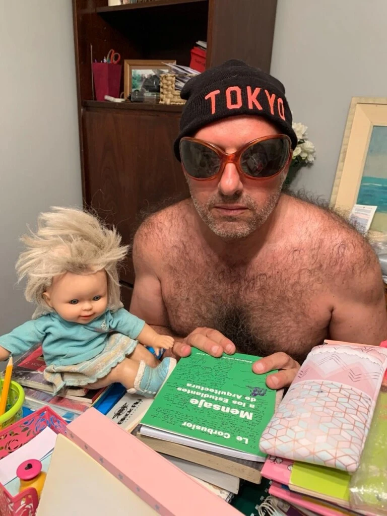 “Vamos a extrañar todo de vos, pa. Tu humor, tus enojos, tus locuras, tus comidas, tus quejas, tus asados… todo, y no hay nada que pueda llenar el vacío que dejaste”, escribió.