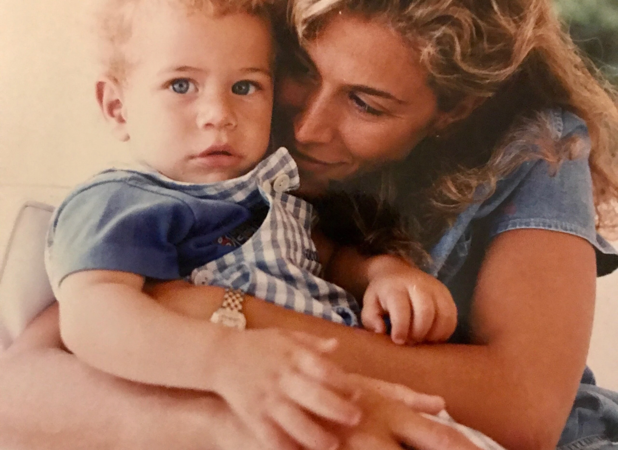 Flavia Palmiero celebró el cumpleaños de su hijo Gianni con un álbum de fotos inéditas