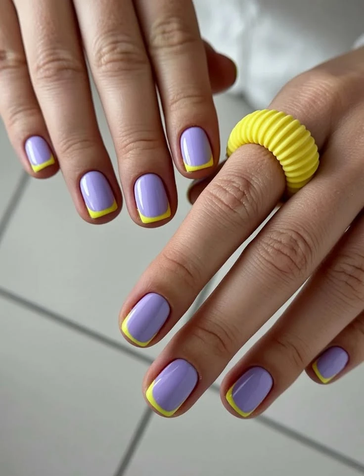 Uñas de primavera: la manicura minimalista a todo color que es tendencia