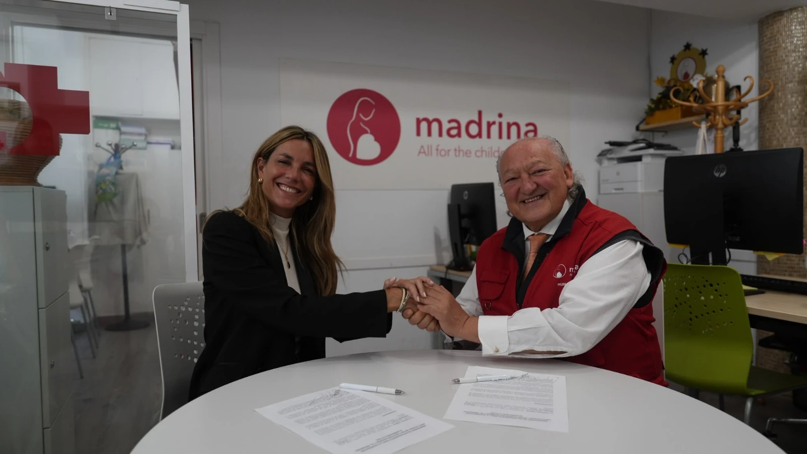 María Belén Ludueña visitó por segunda vez la Fundación Madrina en Madrid y fortaleció su compromiso con el acompañamiento y la capacitación de madres.