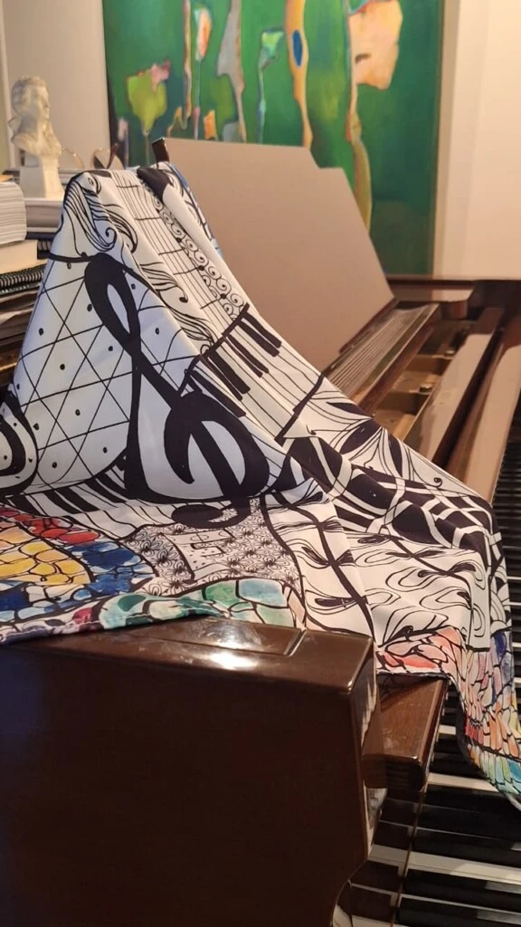 Pañuelos de seda con diseño