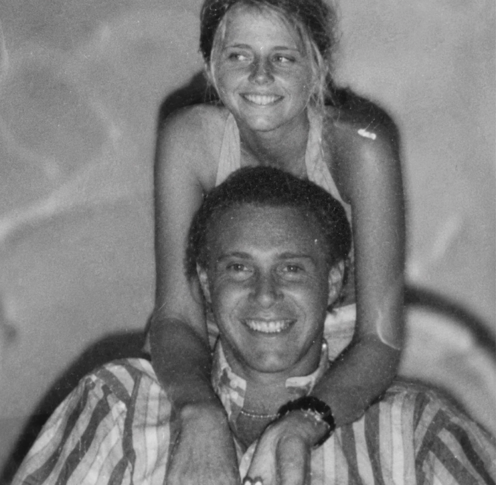 Leonardo Simons y su hija Barbie.